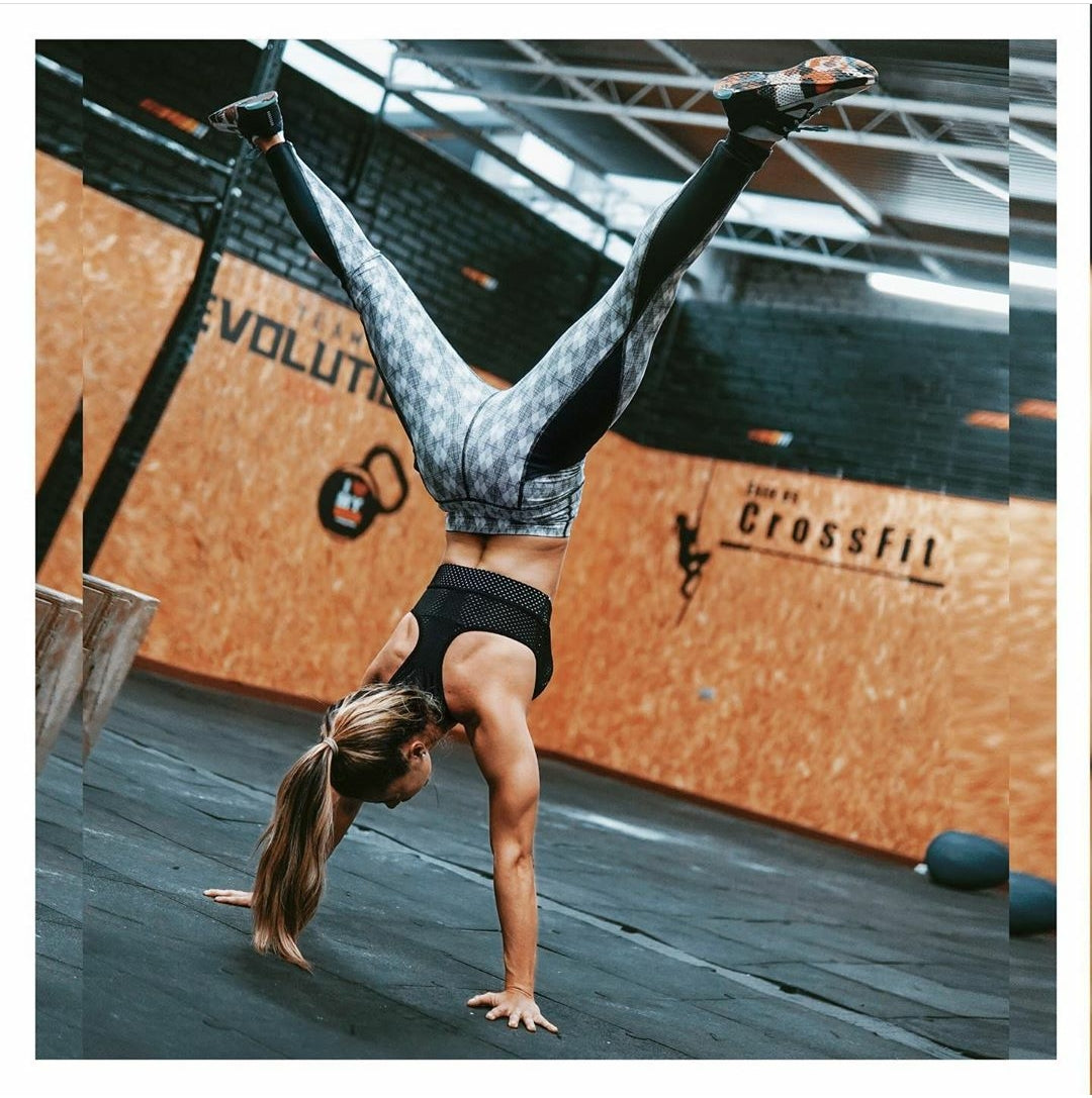 Body sculpting legging with pockets