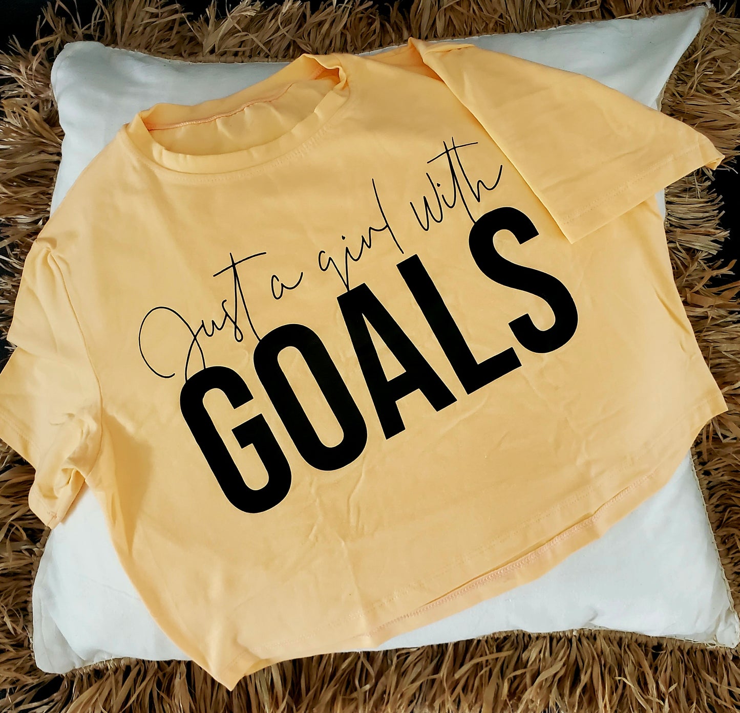 Crop top "Just a girl with goals"